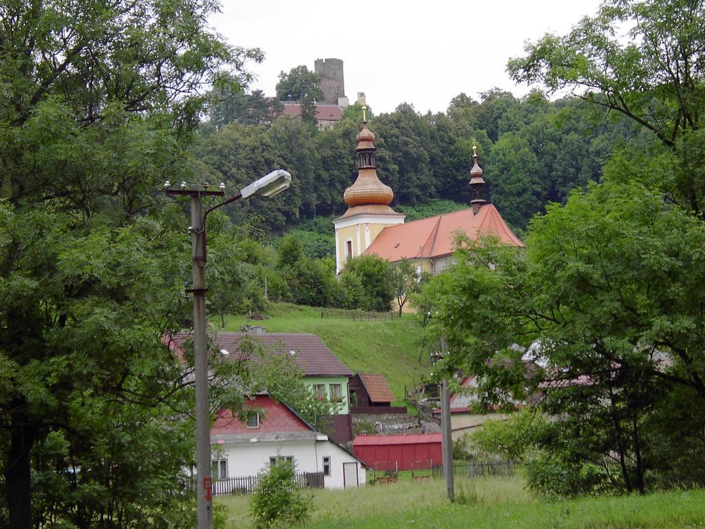 Rodinne Ubytovani Na Habesi Crhov Exterior foto